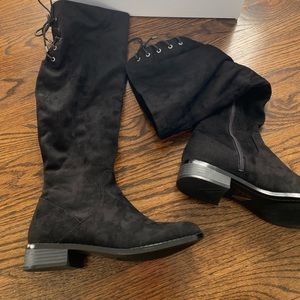 Aldo Catera size 7 Knee high boots